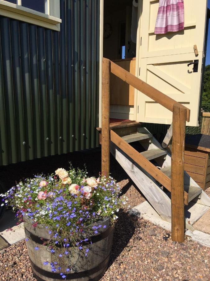 The Hawthorn Shepherds Hut Eyemouth Exterior foto