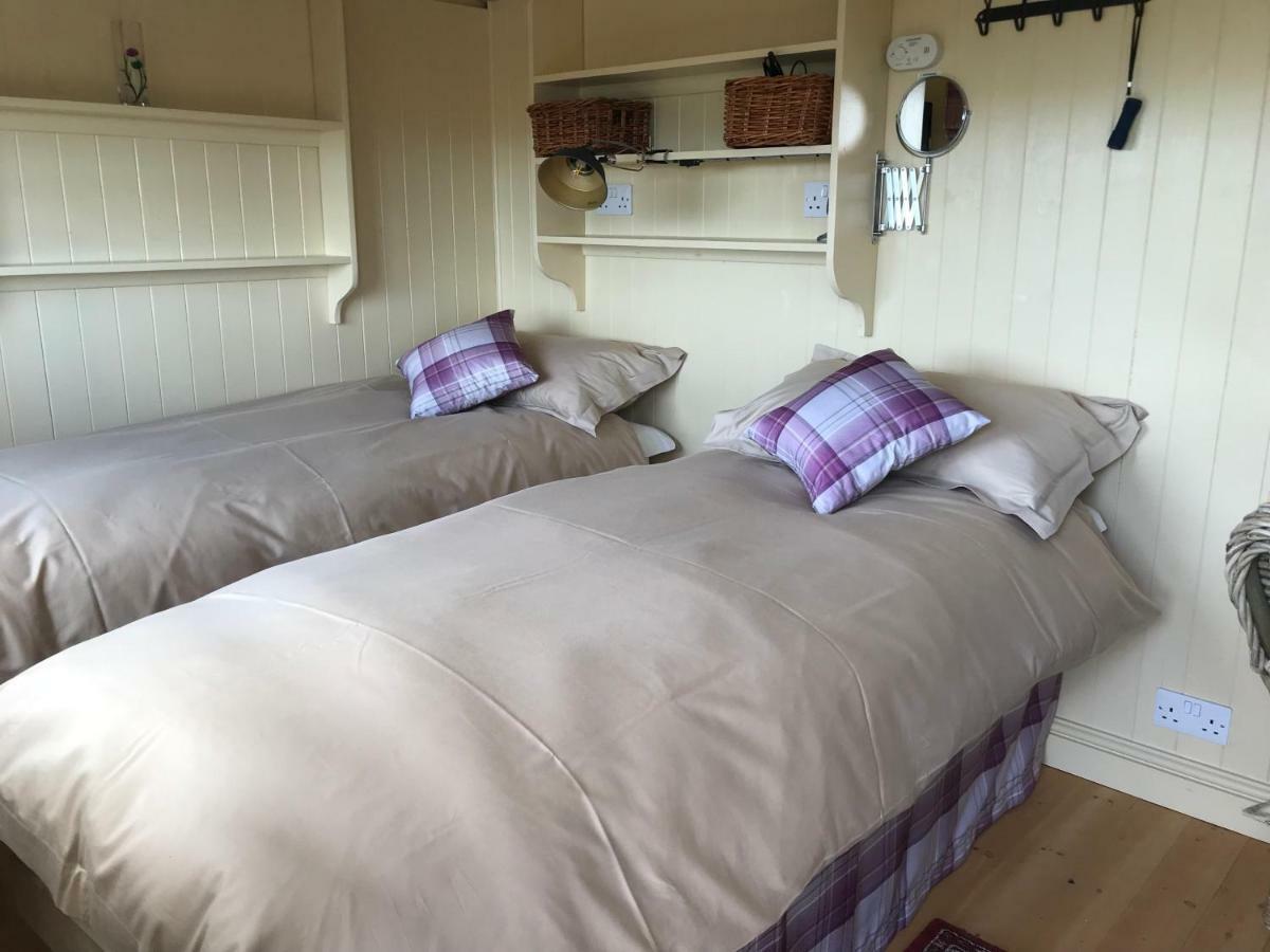 The Hawthorn Shepherds Hut Eyemouth Exterior foto
