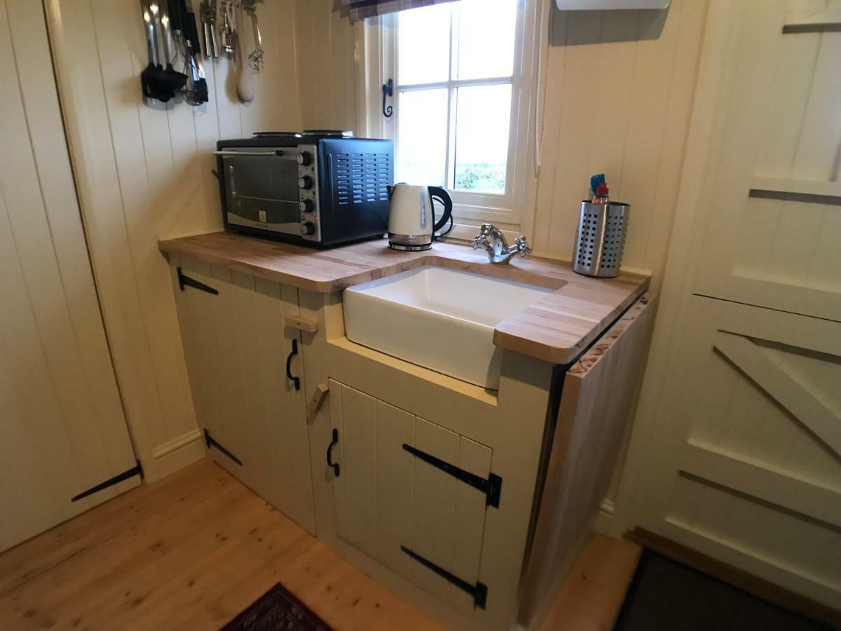 The Hawthorn Shepherds Hut Eyemouth Exterior foto